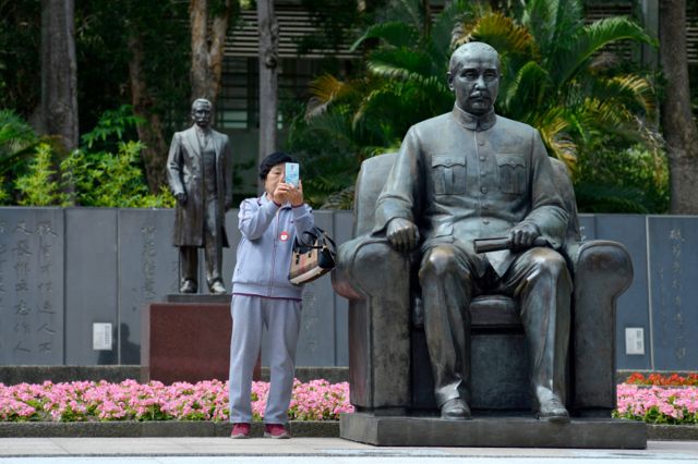 The statue of Sun Yat-sen outside the Sun Yat-sen Memorial Hall in Taipei